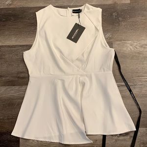 Women’s Sleeveless Blouse